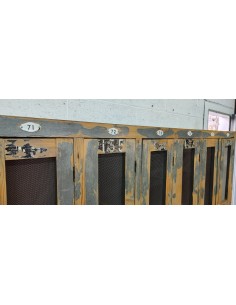 Ancien vestiaire industriel en bois six portes patine grise 2