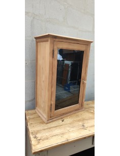 copy of Meuble trois portes...