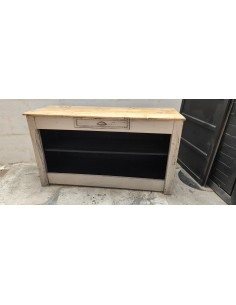 copy of Meuble trois portes...