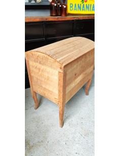 copy of Meuble trois portes...