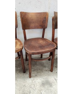 Série de quatre ancienne chaise de bistrot Thonet 2