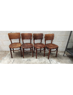 Série de quatre ancienne chaise de bistrot Thonet