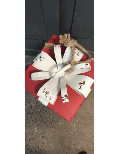 Grand cadeau décoration en métal noël rouge h 60 cm 2