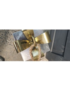 Cadeau petit model décoration en métal noël argenté h 38 cm 2