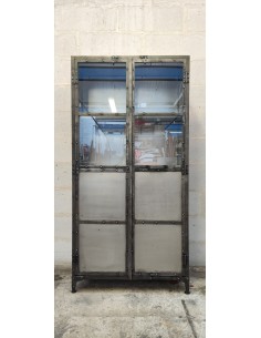 Buffet vaissellier vitrine deux portes en métal riveté