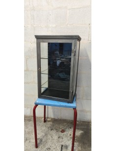 copy of Meuble trois portes...