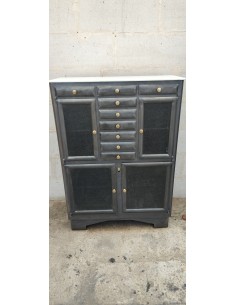 copy of Meuble trois portes...