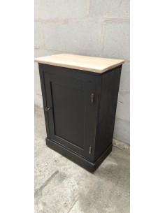 copy of Meuble trois portes...