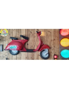 Demi vespa rouge mural décoration