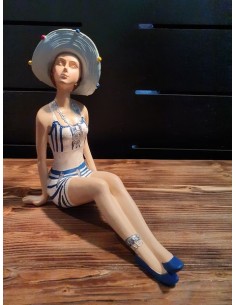Statue pin up baigneuse chapeau paille bleue décoration vintage