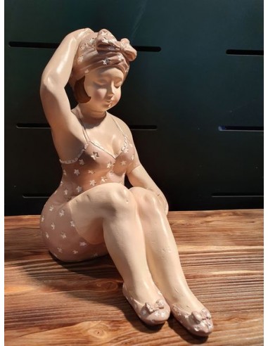 Statue pin up ronde maillot rose baigneuse décoration vintage