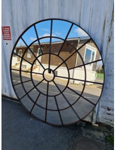 Grand miroir industriel métallique rond diamètre 174 cm 41 sections