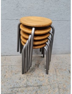 Série cinq tabourets d'école métal patine graphite et bois 2