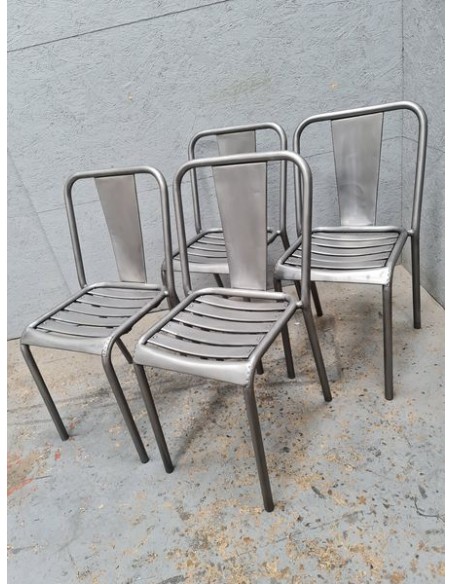 Série de quatre chaises Tolix patine graphite