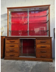 Meuble de métier, mobilier industriel