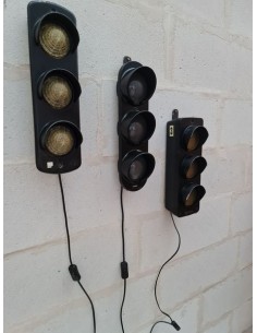 Feu tricolore mural épais...