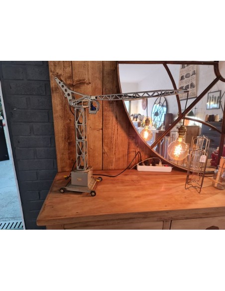 Lampe grue grand model  jouet tôle Joustra lampe industrielle déco