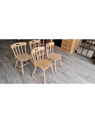 Série de quatre chaises bistrot western décapées chaises anciennes d'estaminet des Flandres