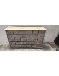 Ancien meuble de métier trente tiroirs